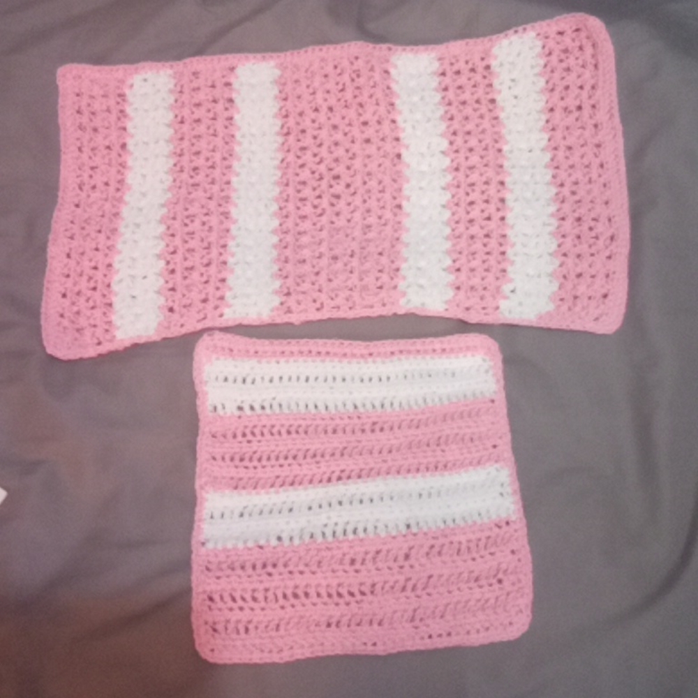 NWOT. Crochet Hand Towel, and Washcloth Home Made 100% Cotton.